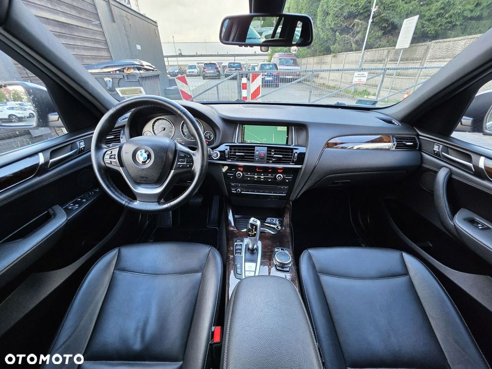 BMW X3 xDrive28i xLine - 13