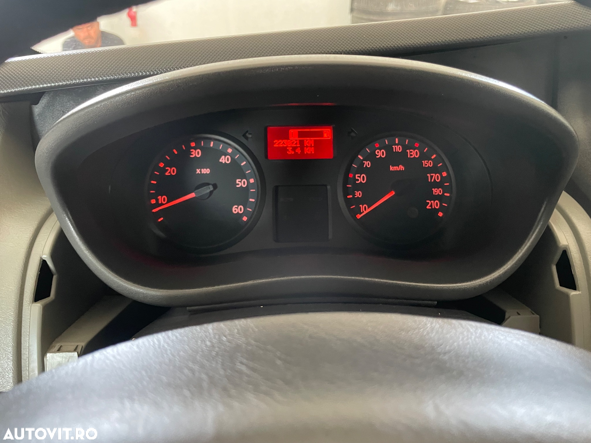 Renault Trafic - 11