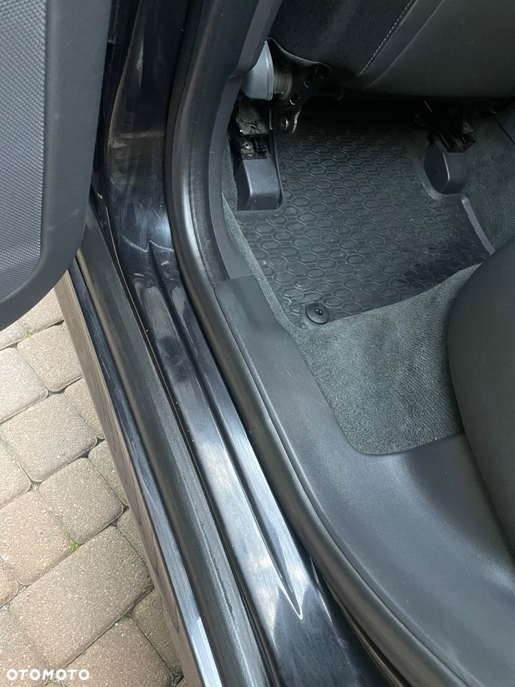 Volvo XC 60 D5 AWD Momentum - 32