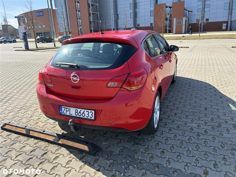 Opel Astra 1.6 - 17