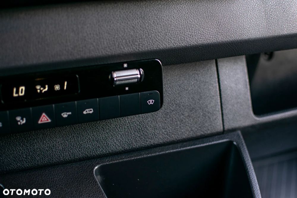 Mercedes-Benz Sprinter 319 - 30