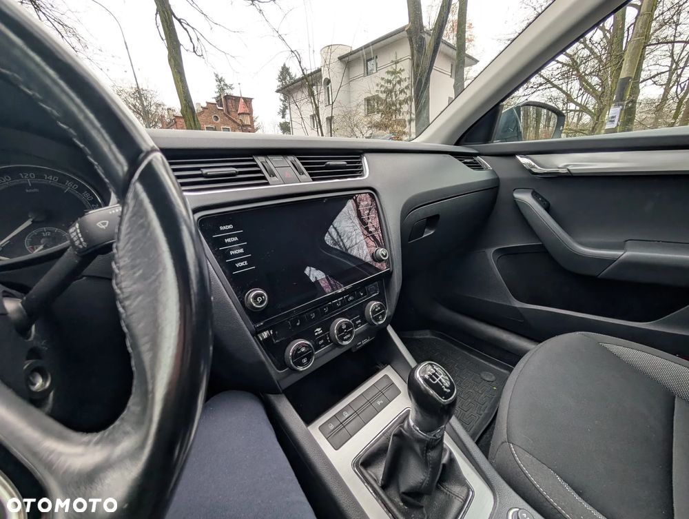 Skoda Octavia 1.6 TDI Ambition - 11