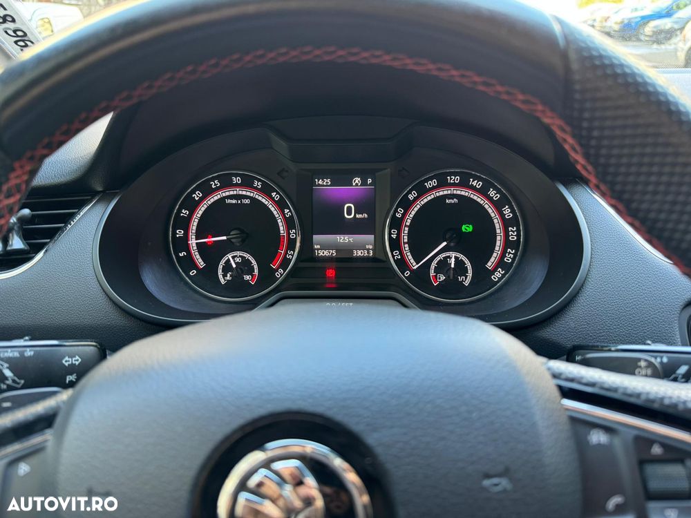 Skoda Octavia 2.0 TDI 4X4 DSG RS - 10