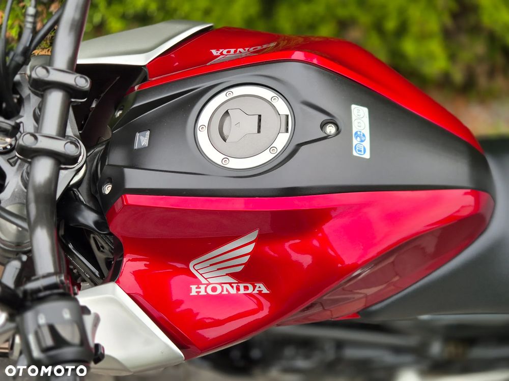 Honda CB - 25