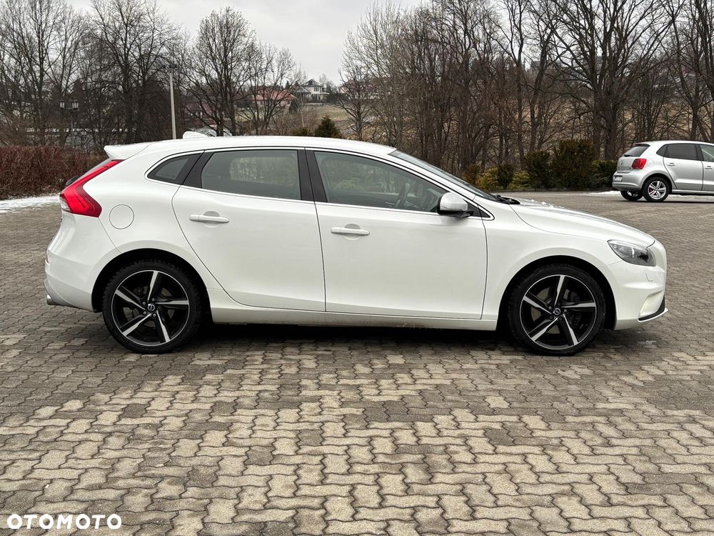 Volvo V40 D4 Geartronic RDesign - 9