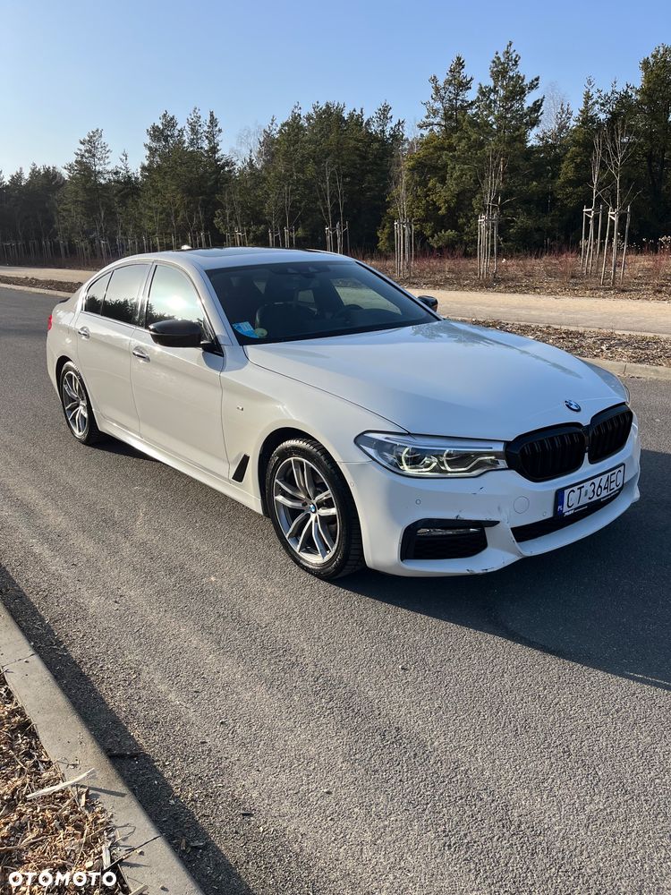 BMW Seria 5 520d M Sport - 8