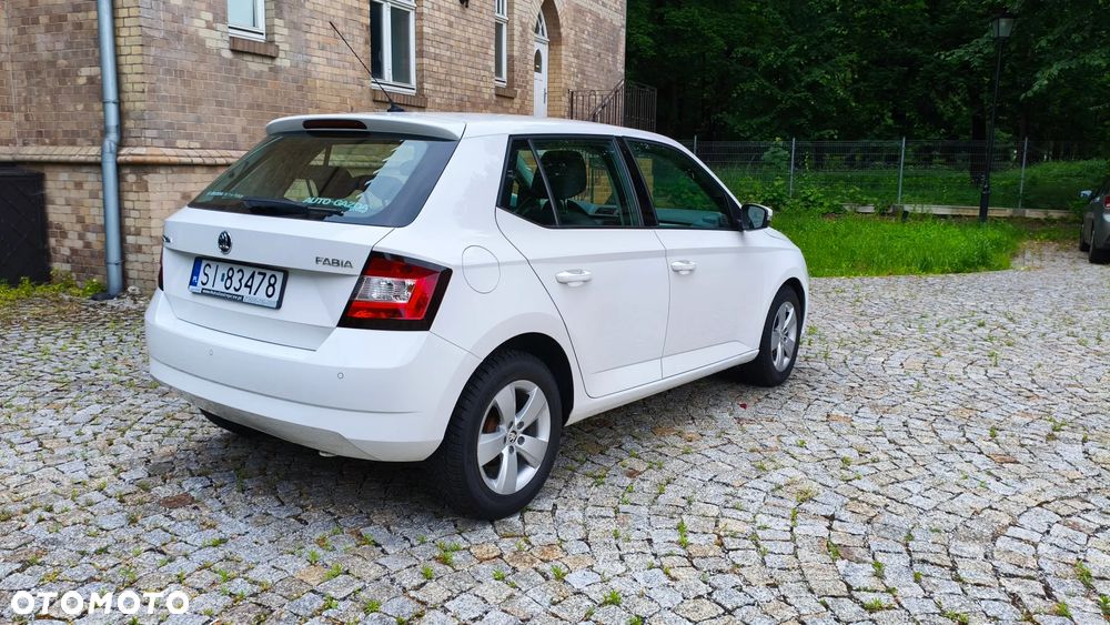 Skoda Fabia 1.0 Ambition - 3