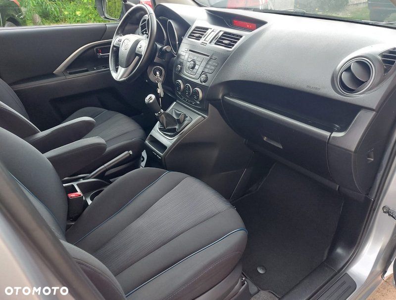 Mazda 5 - 7