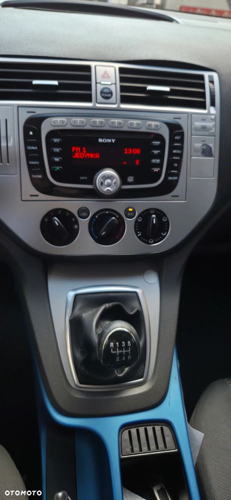Ford Kuga - 22