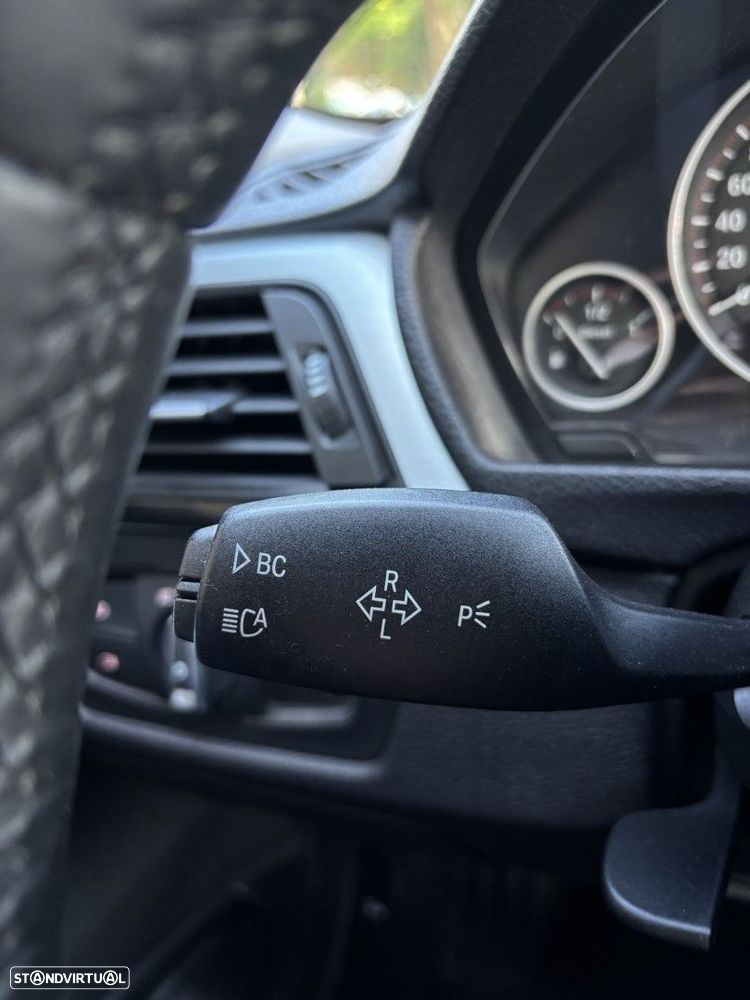 BMW 318 d Pack M - 21