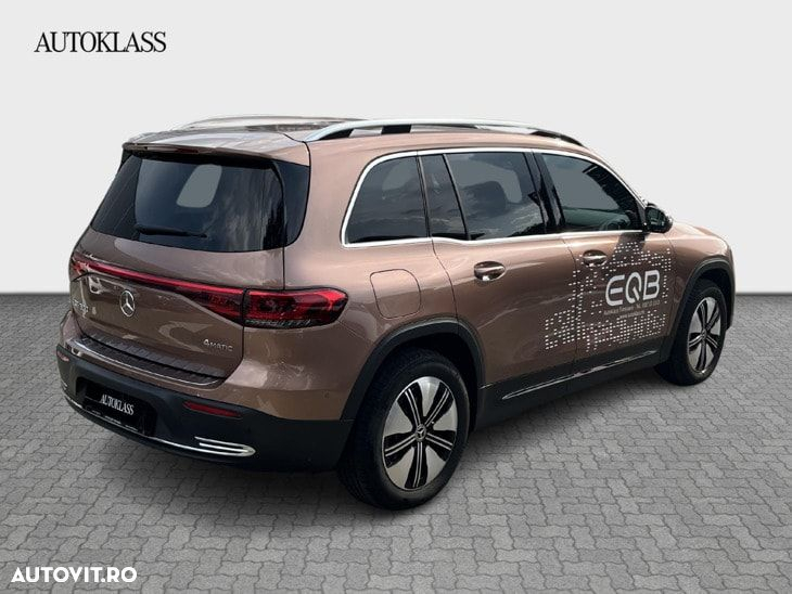 Mercedes-Benz EQB - 5