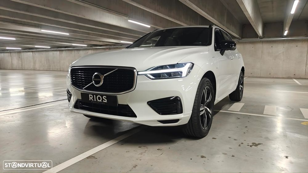 Volvo XC 60 2.0 T8 PHEV R-Design AWD - 32