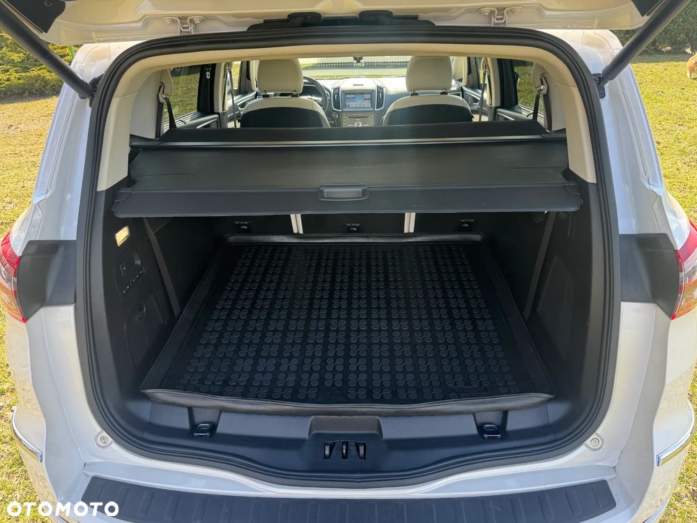 Ford S-Max - 6
