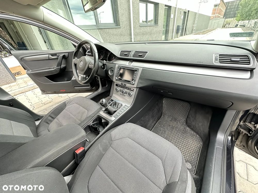 Volkswagen Passat 1.8 TSI Comfortline Optimum - 9