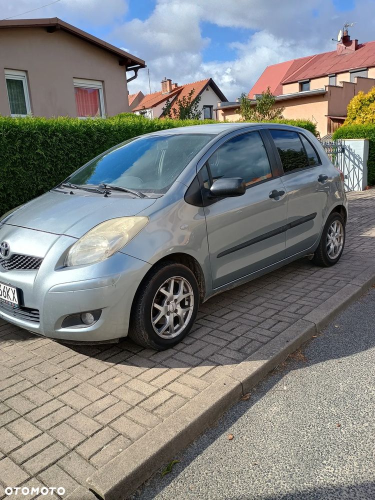 Toyota Yaris - 9