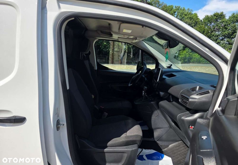 Toyota Proace City - 23