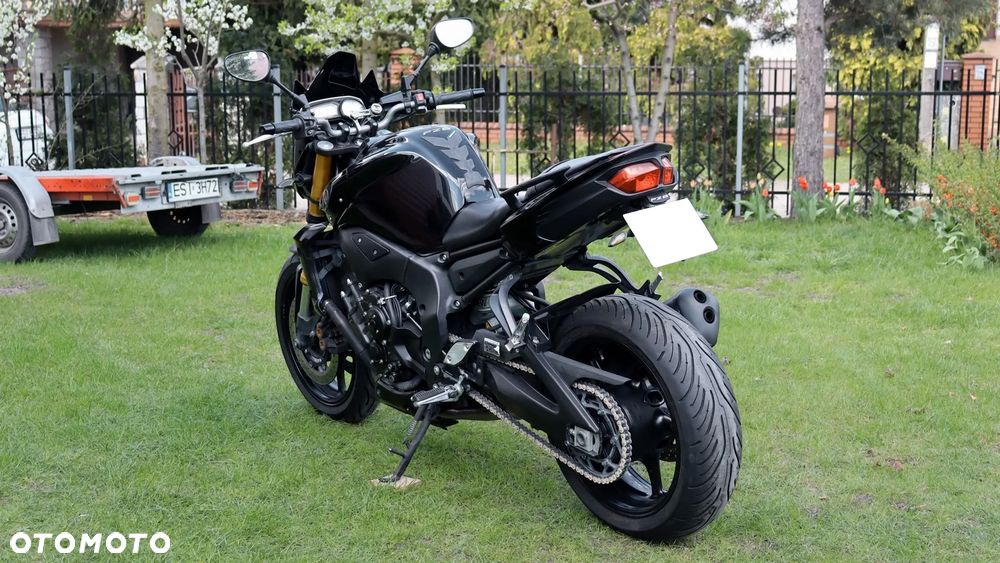 Yamaha FZ8 - 10
