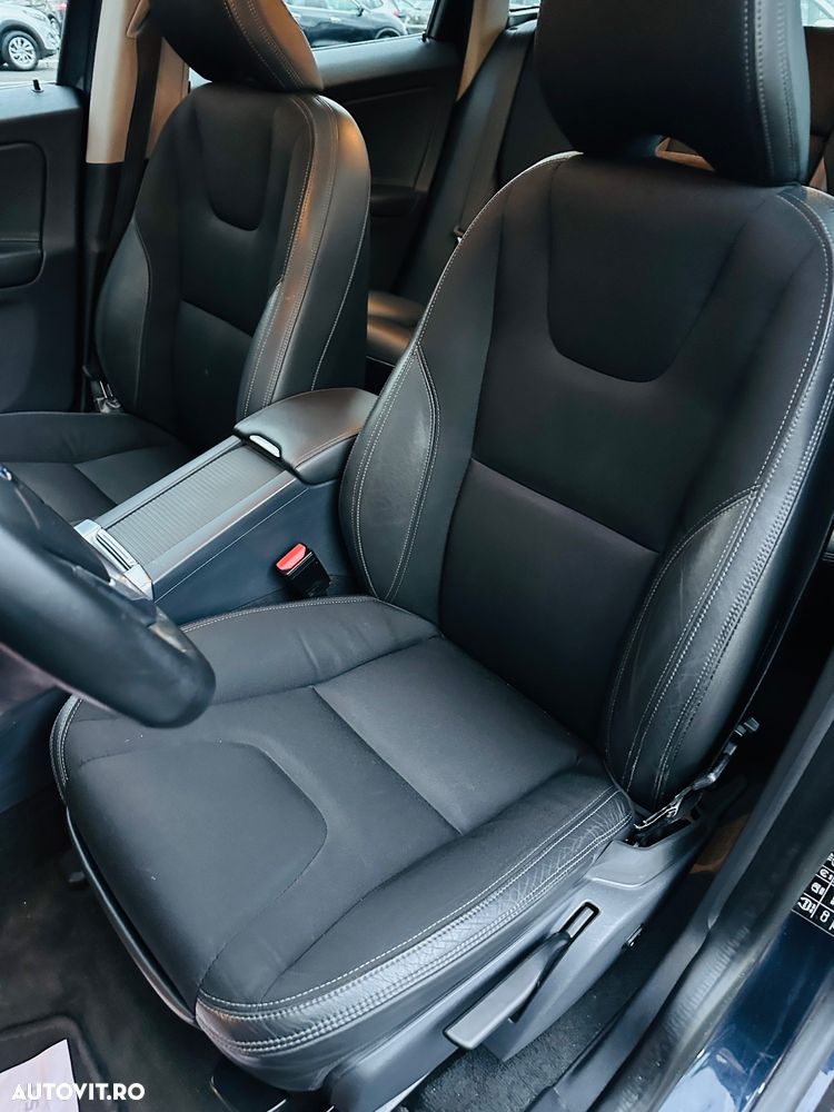 Volvo XC 60 D3 Momentum - 15