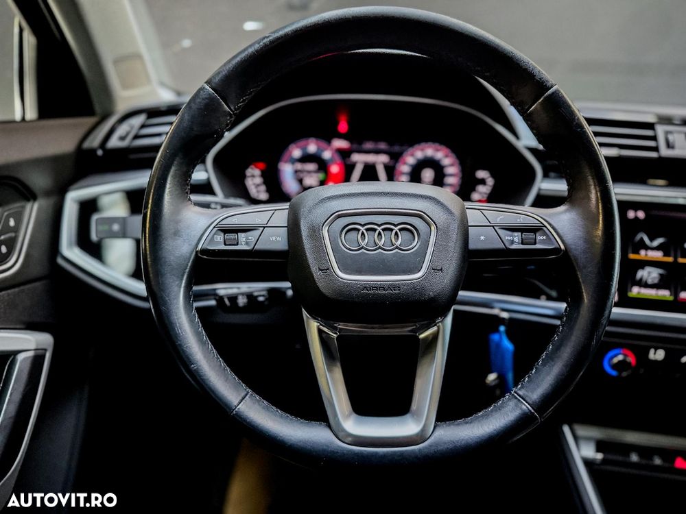 Audi Q3 35 TDI quattro S tronic - 14