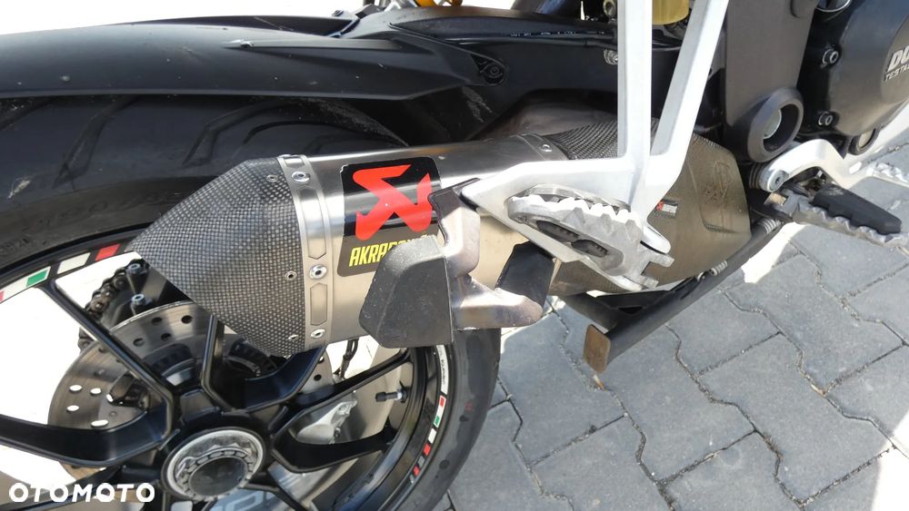 Ducati Multistrada - 11