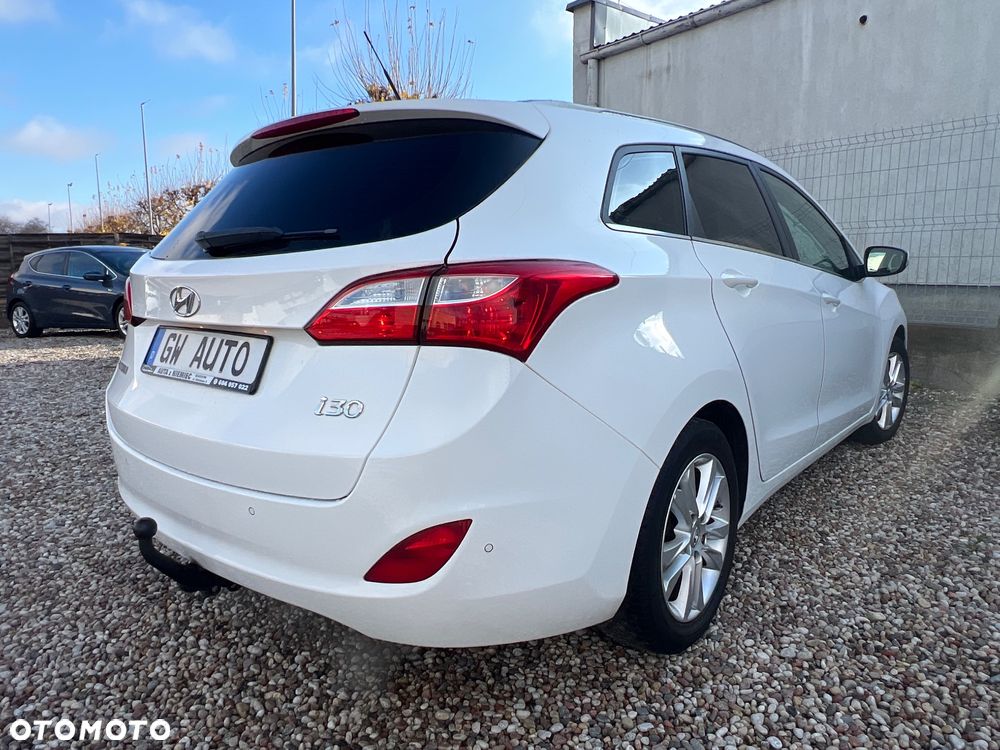 Hyundai i30 1.6 Style - 11