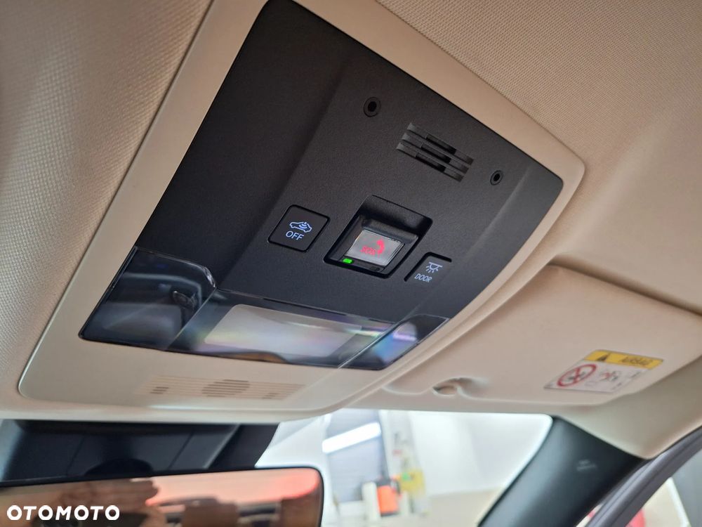 Lexus UX 300e Executive Line - 34