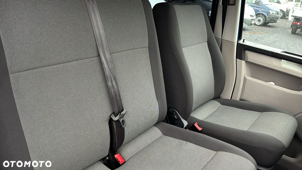 Volkswagen Transporter Kombi L1H1 DSG - 24