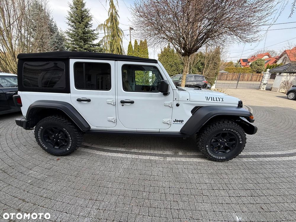 Jeep Wrangler - 9
