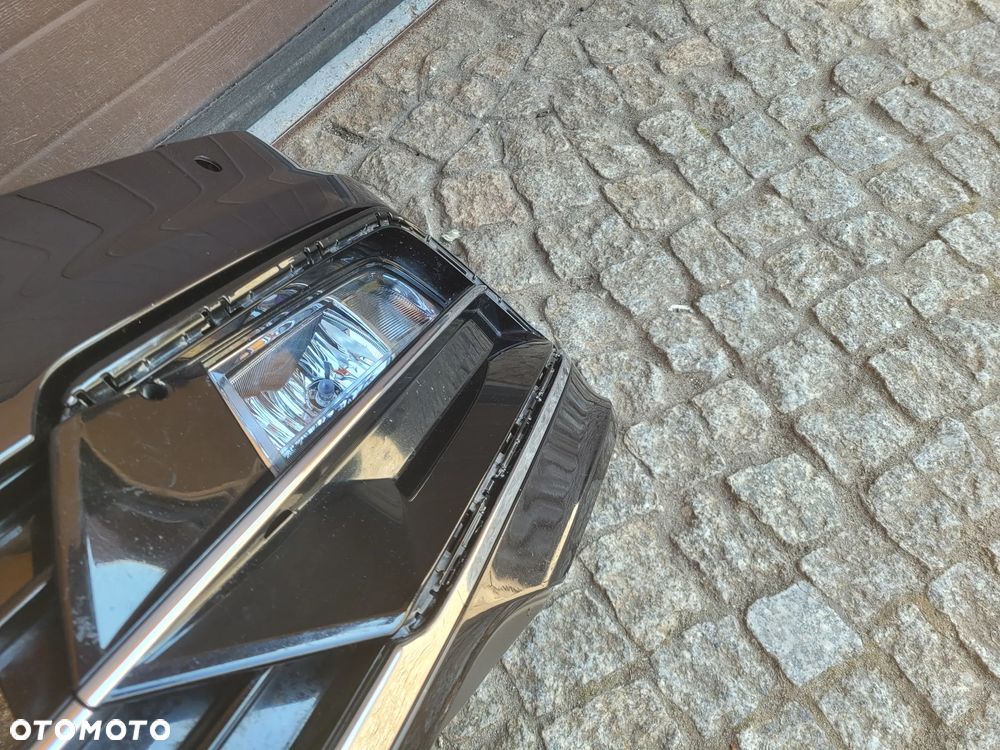 ZDERZAK PRZEDNI PRZÓD VW PASSAT B8 R-LINE LC9X SPRYSKIWACZE HALOGENY SPOILER - 7