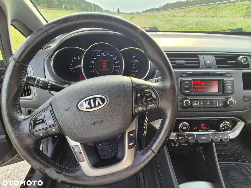 Kia Rio 1.4 crdi L - 8