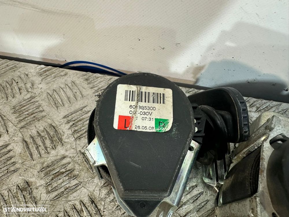 .Conjunto Cinto De Segurança Original VAG Audi Q7 4L 2006 - 2015 - 6