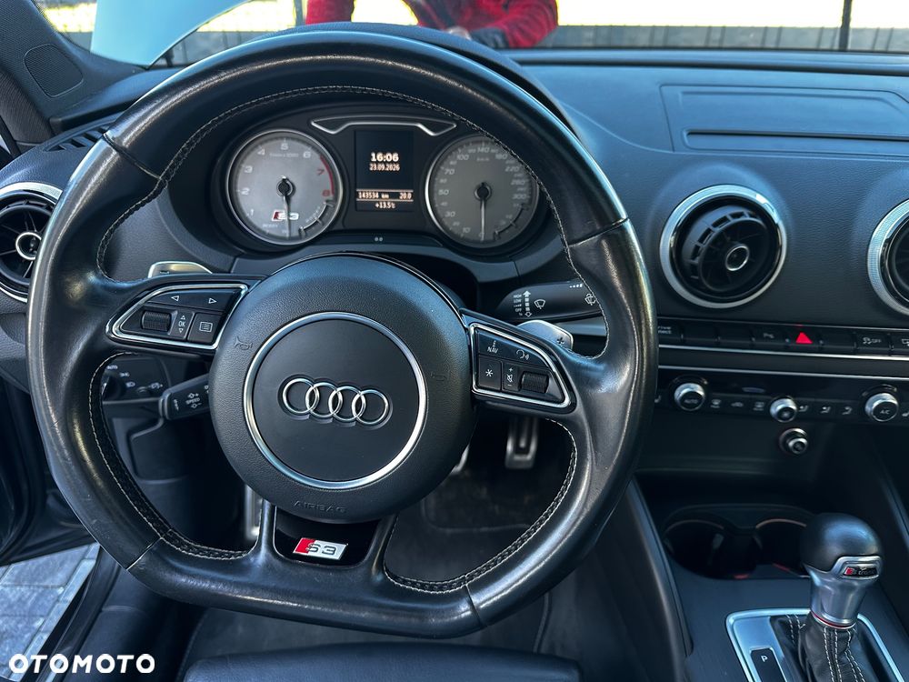 Audi S3 S tronic - 23
