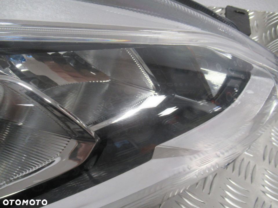 LAMPA PRZEDNIA PRZÓD PRAWA LEWA FORD FIESTA MK8 SOCZEWKA L1BB-13E014-CC L1BB-13E015-CC 2017-2022 - 4