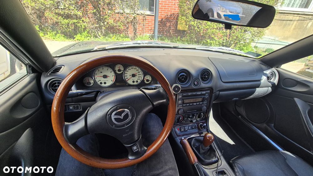 Mazda MX-5 1.8 16V - 18