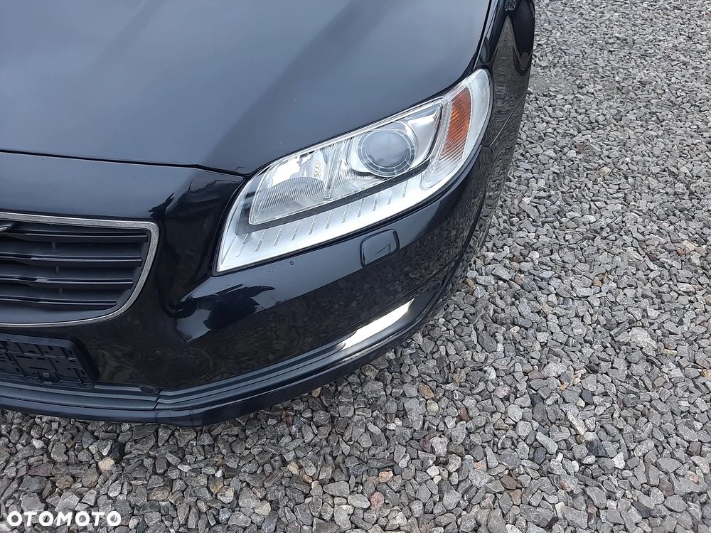 Volvo V70 D3 Summum - 11