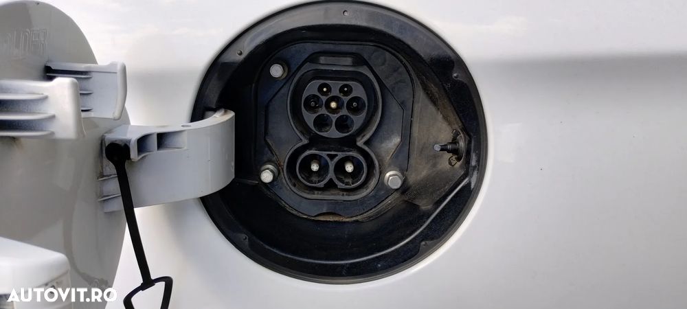 Hyundai IONIQ Style - 35