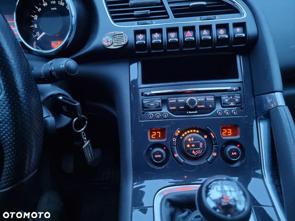 Peugeot 3008 1.6 Allure - 16