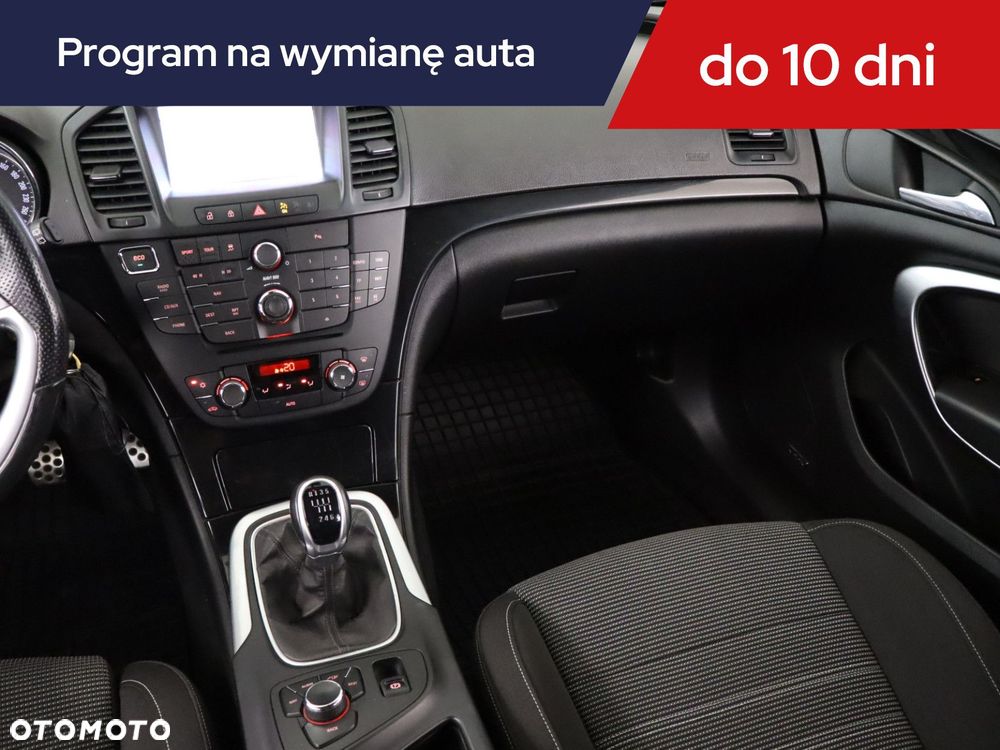 Opel Insignia - 10