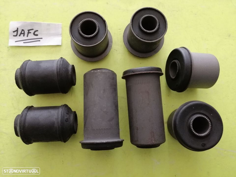 Kit de 8 sinoblocos dos braços Mitsubishi L200 K74 NOVOS - 1