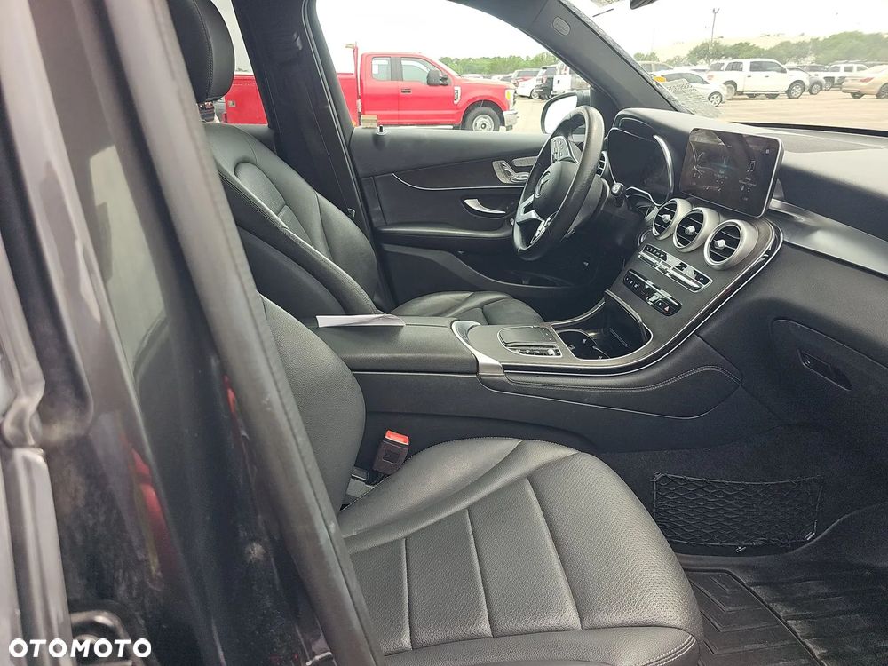 Mercedes-Benz GLC 250 4Matic 9G-TRONIC Exclusive - 8