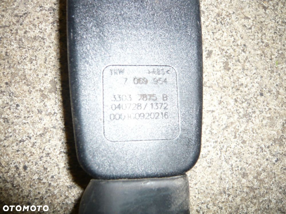 zapinka napinacz pasów bezpieczeństwa przód 7069954 bmw e81 e87 - 2
