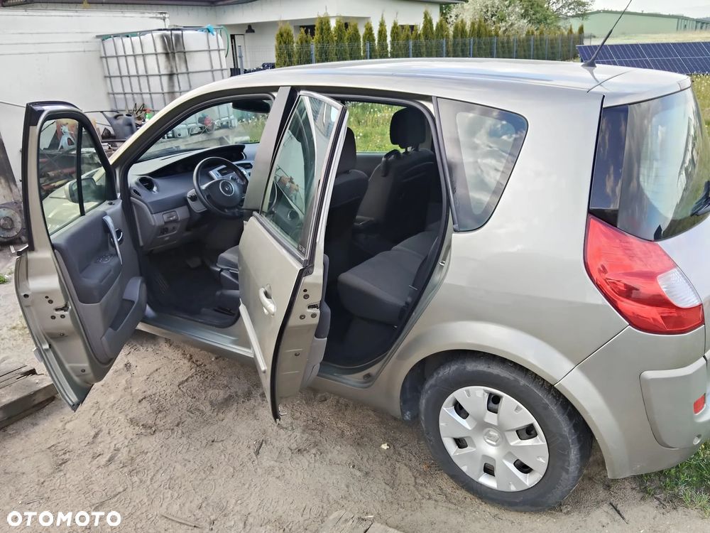 Renault Scenic - 6