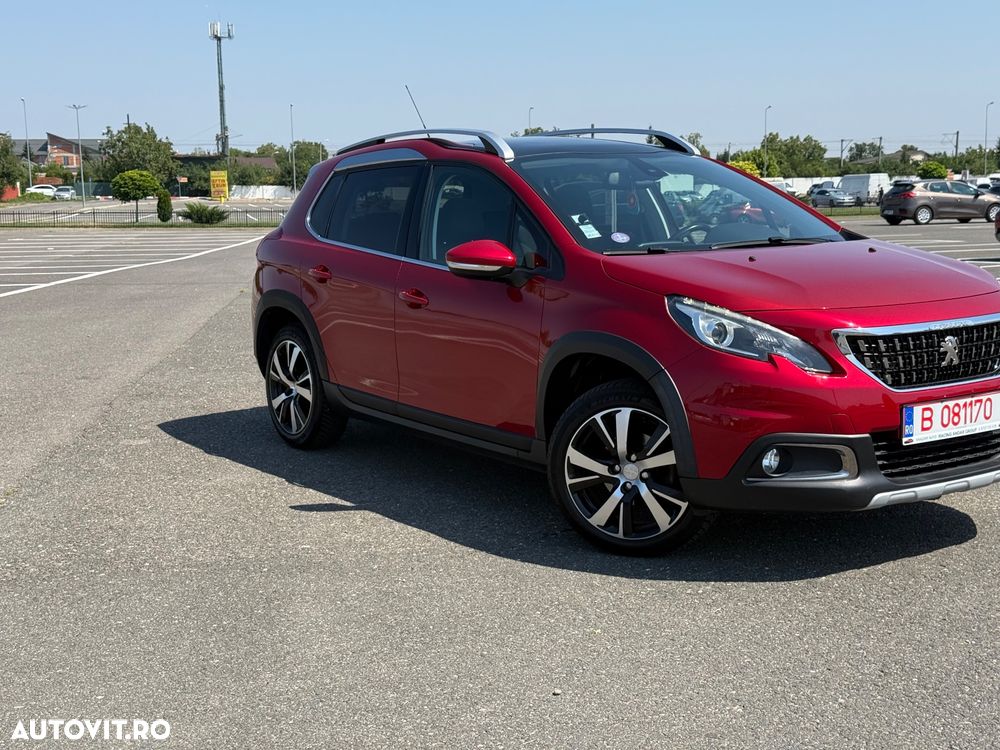 Peugeot 2008 1.2 PureTech Turbo EAT6 S&S Allure - 4