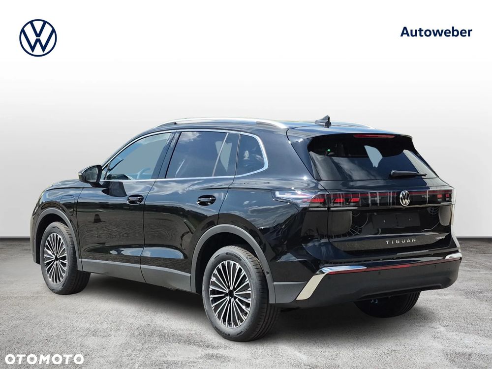 Volkswagen Tiguan - 3