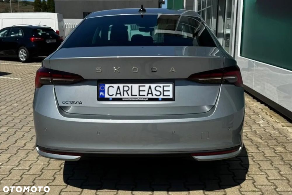 Skoda Octavia 1.5 TSI mHEV Drive Essence DSG - 8