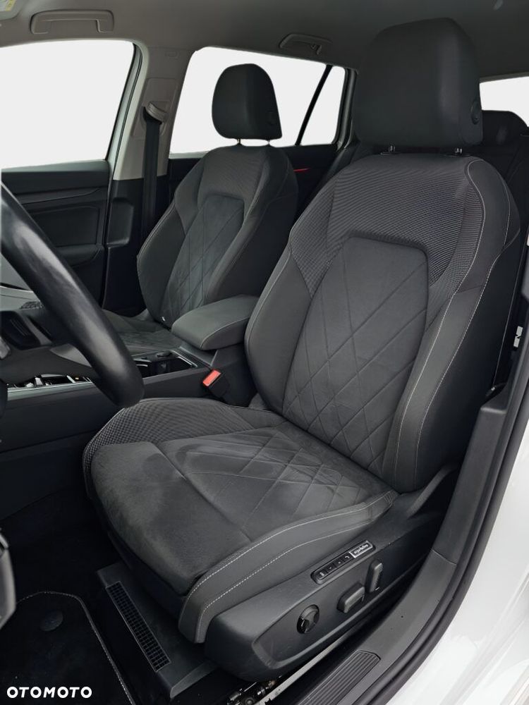 Volkswagen Golf Variant 1.5 eTSI EVO Style DSG - 31