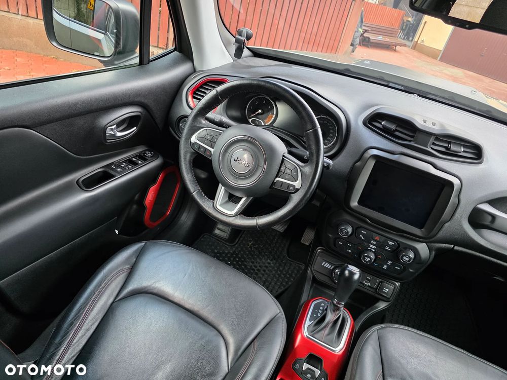 Jeep Renegade - 18
