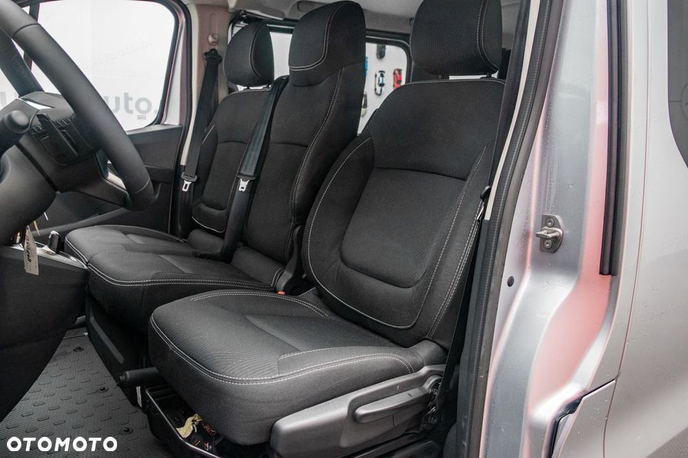 Renault Trafic - 14