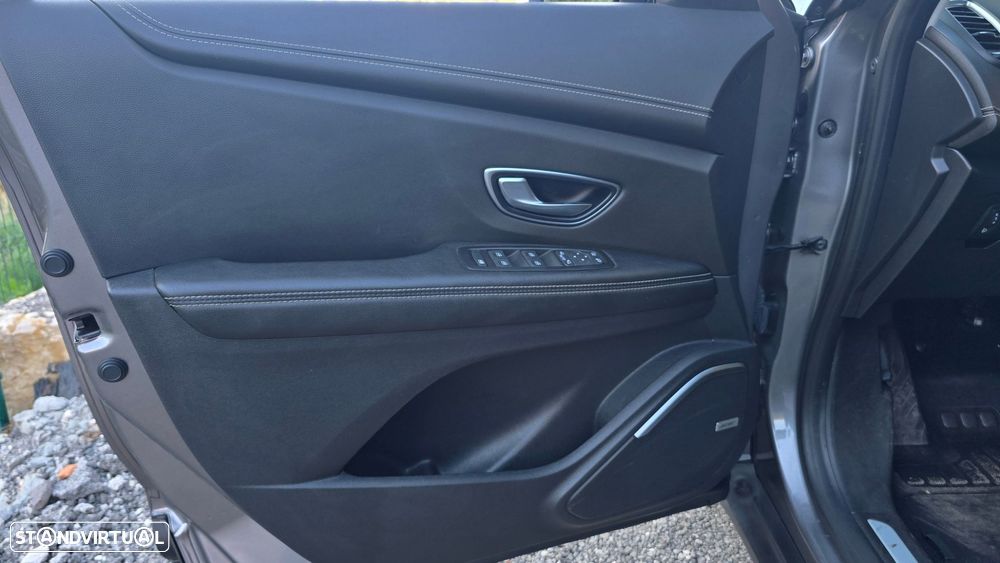 Renault Grand Scénic 1.7 Blue dCi Bose Edition EDC - 7