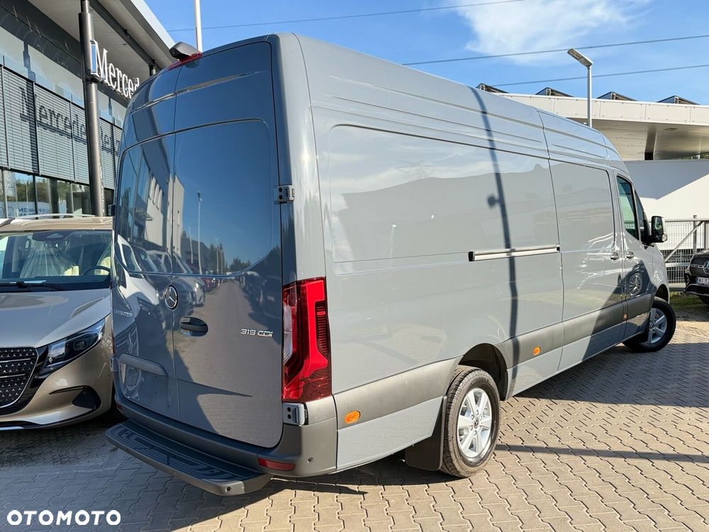 Mercedes-Benz Sprinter Sprinter - 4